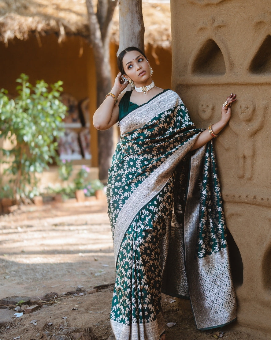 Banarsi Saree Green -Hand woven