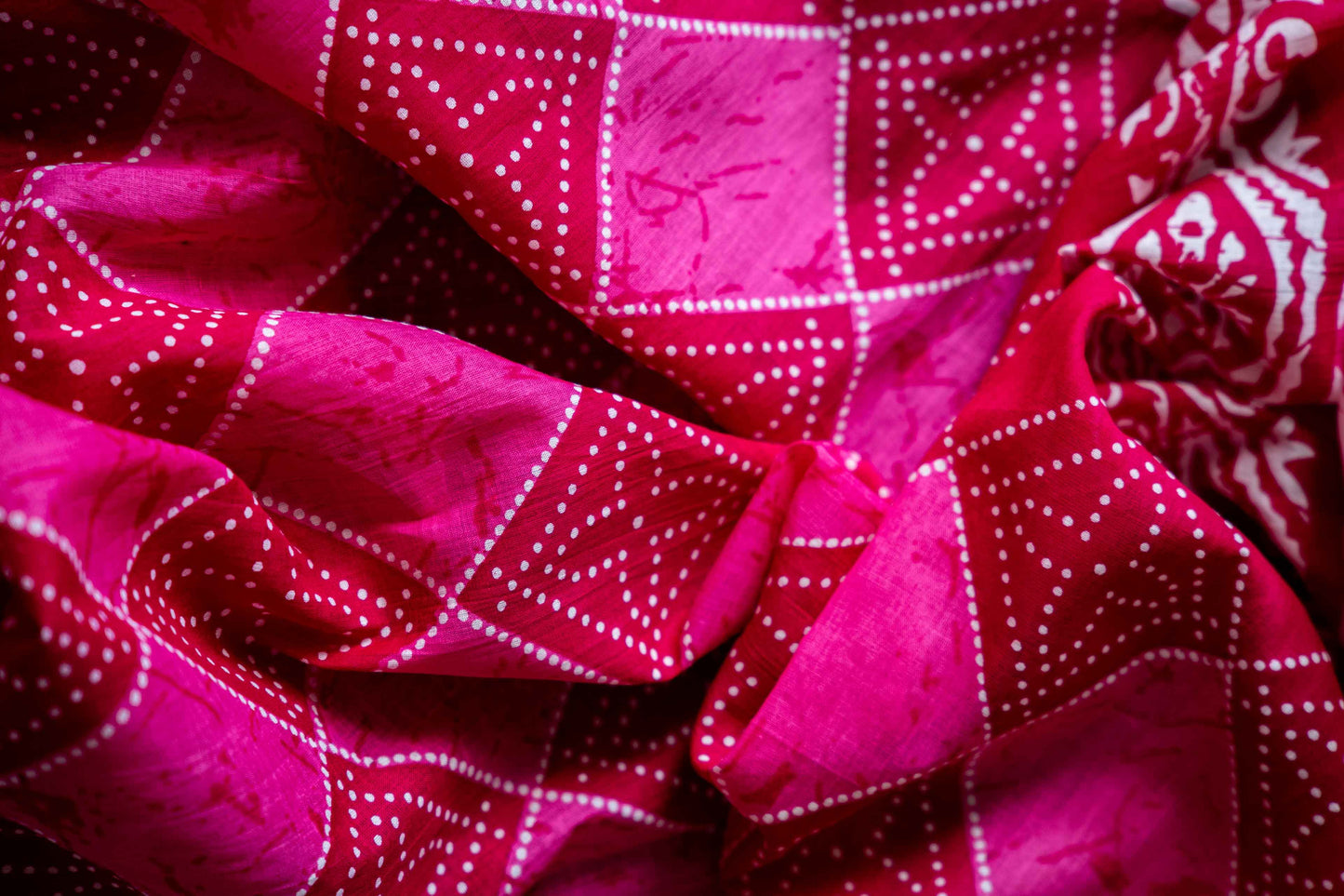 Bagru Handloom Mul Mul Cotton Saree – Pink & White Block Print with Blouse