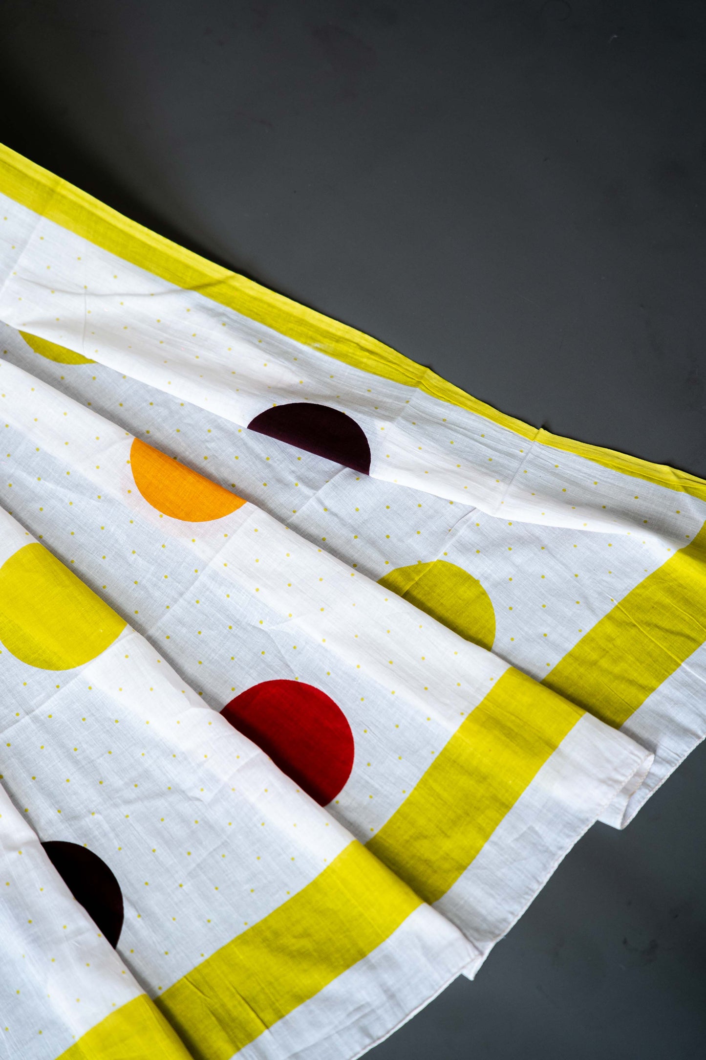 Bagru Handloom Mul Mul Cotton Saree – White with Multicolour Polka Dots