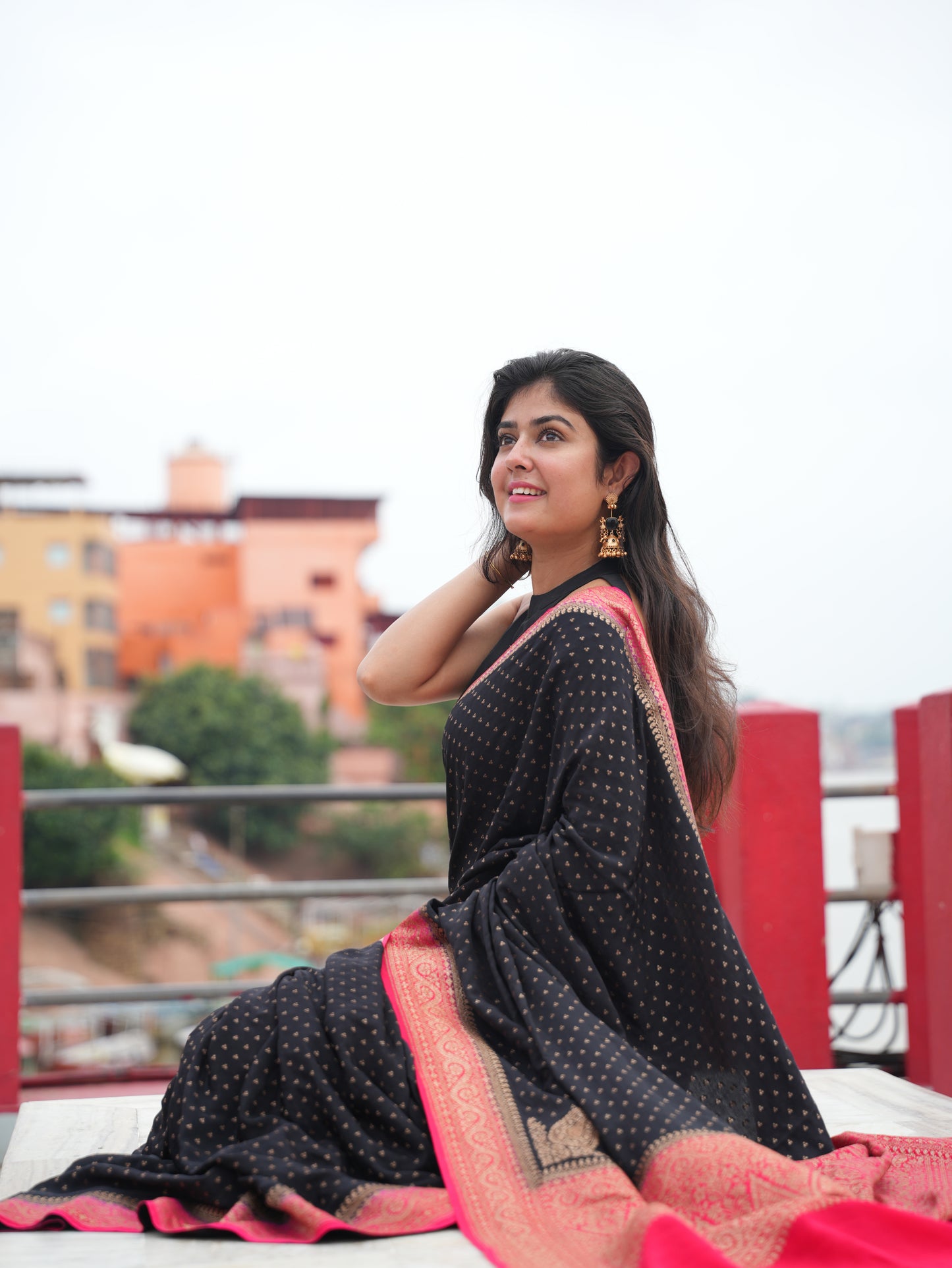 Pure Crape Silk Banarsi Saree (Butti with fine border)