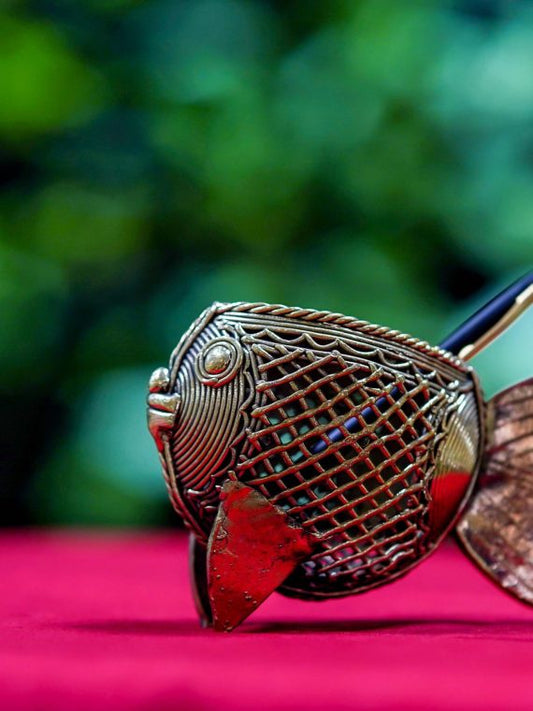 Dhokra Brass Fish Pen Stand, Desk Decor