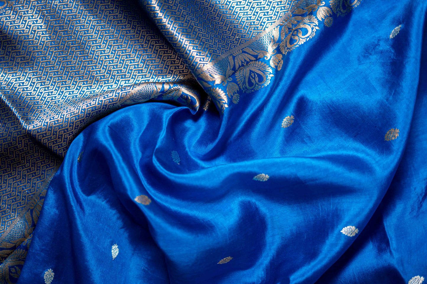 Pure katan Banarasi Saree With Zari Work - Atulyakarigari