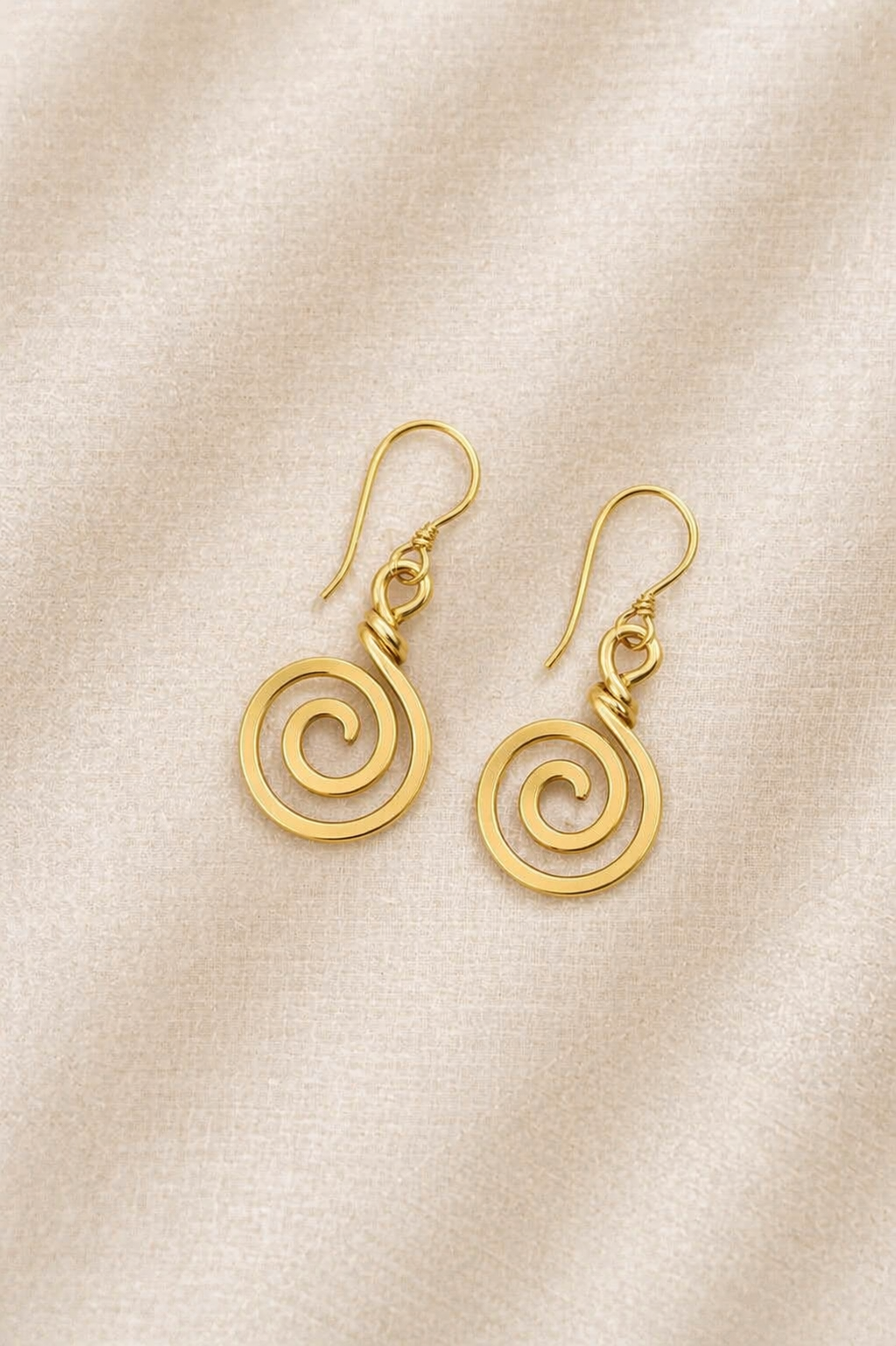 Brass earring for womens