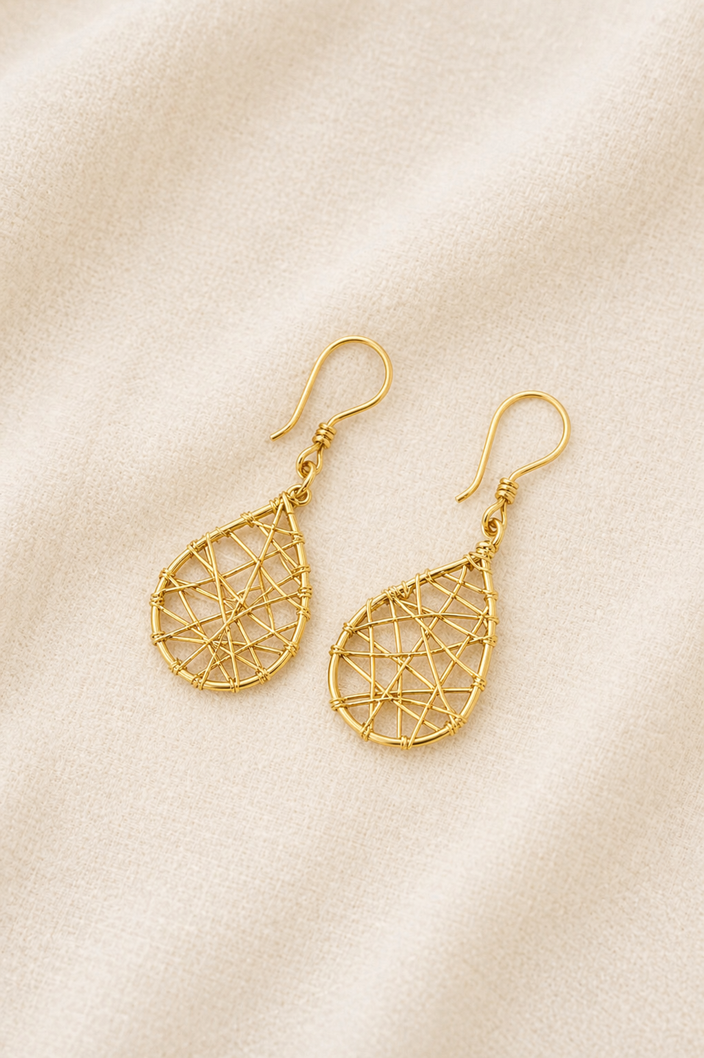 Brass earring for womens