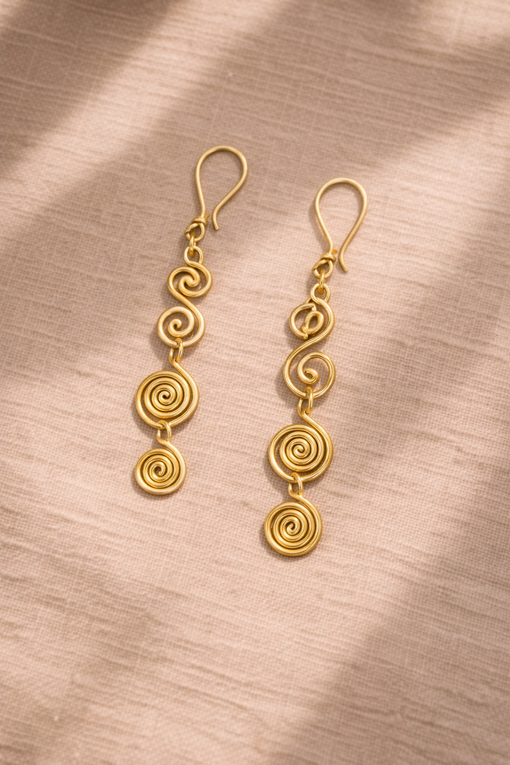 Brass earring for womens