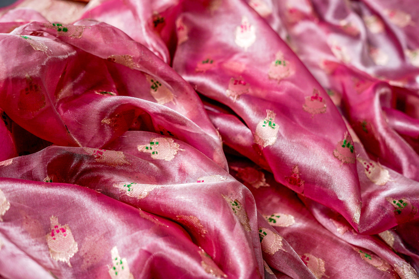 Tissue Banarsi (Rich magenta )
