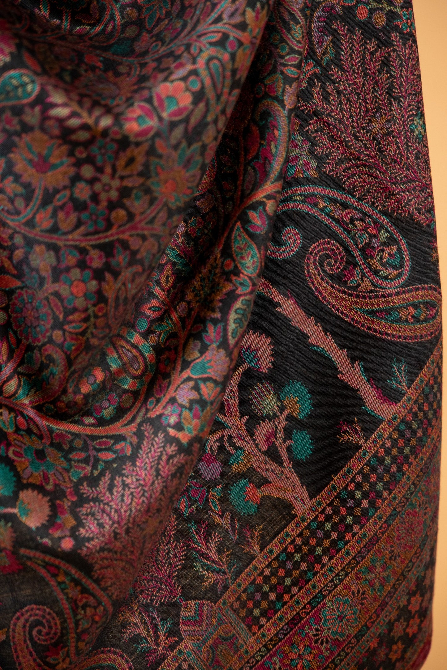 Pashmina Shawl - Atulyakarigari