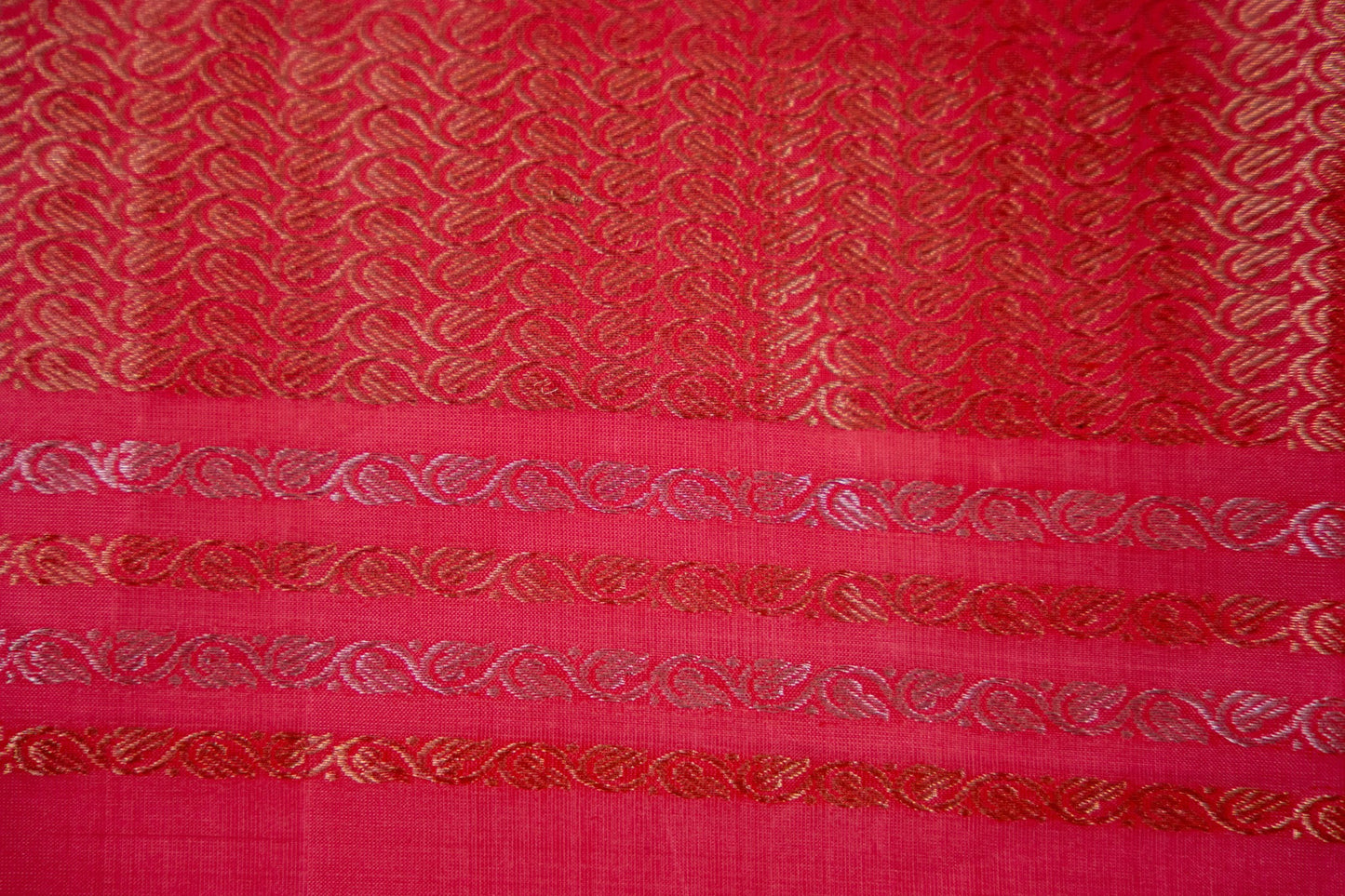 White & Red Pure Katan Silk Banarasi Saree with Nandi Motif Border - Atulyakarigari