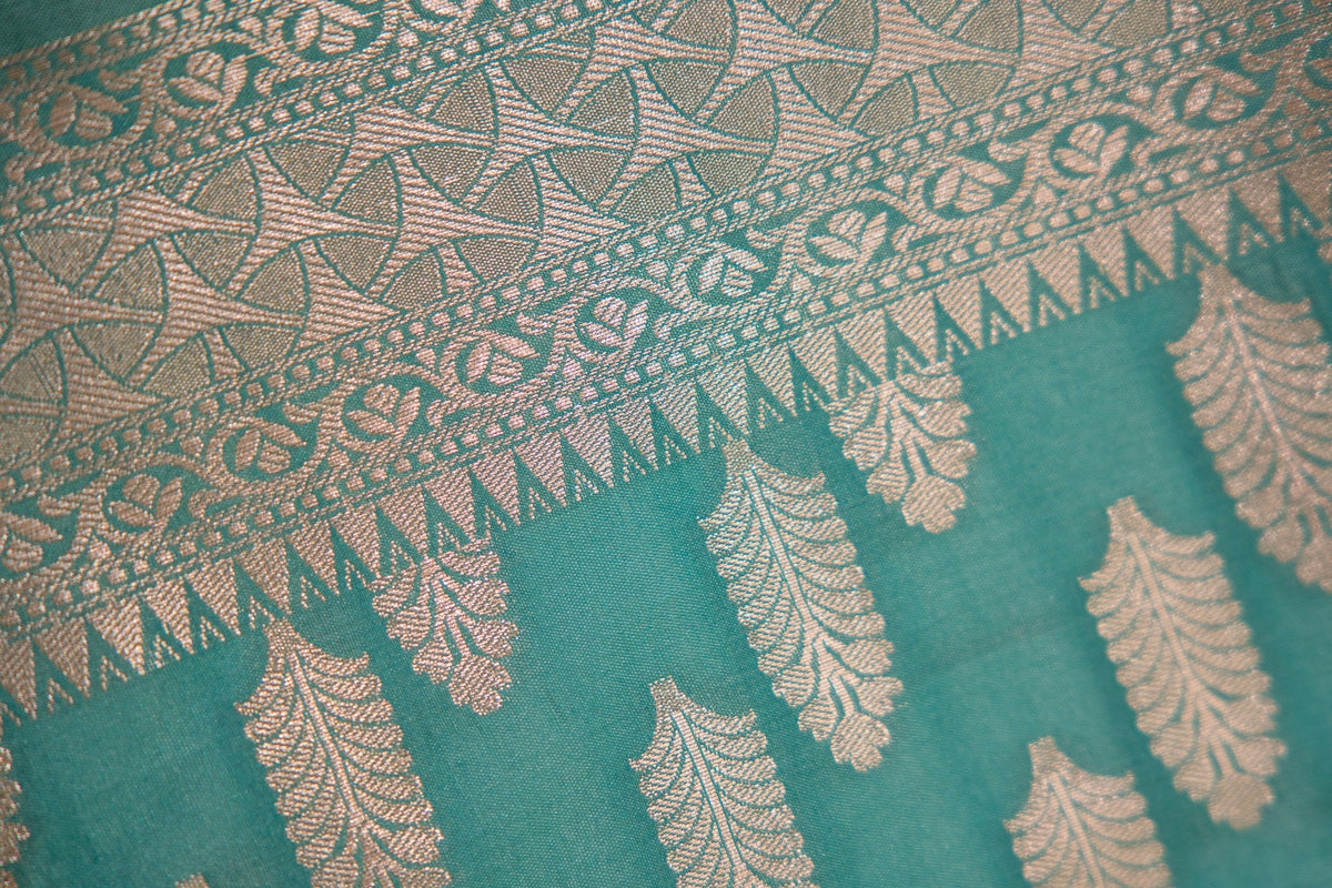 Sea Green Leaf Motif Banarasi Dupatta