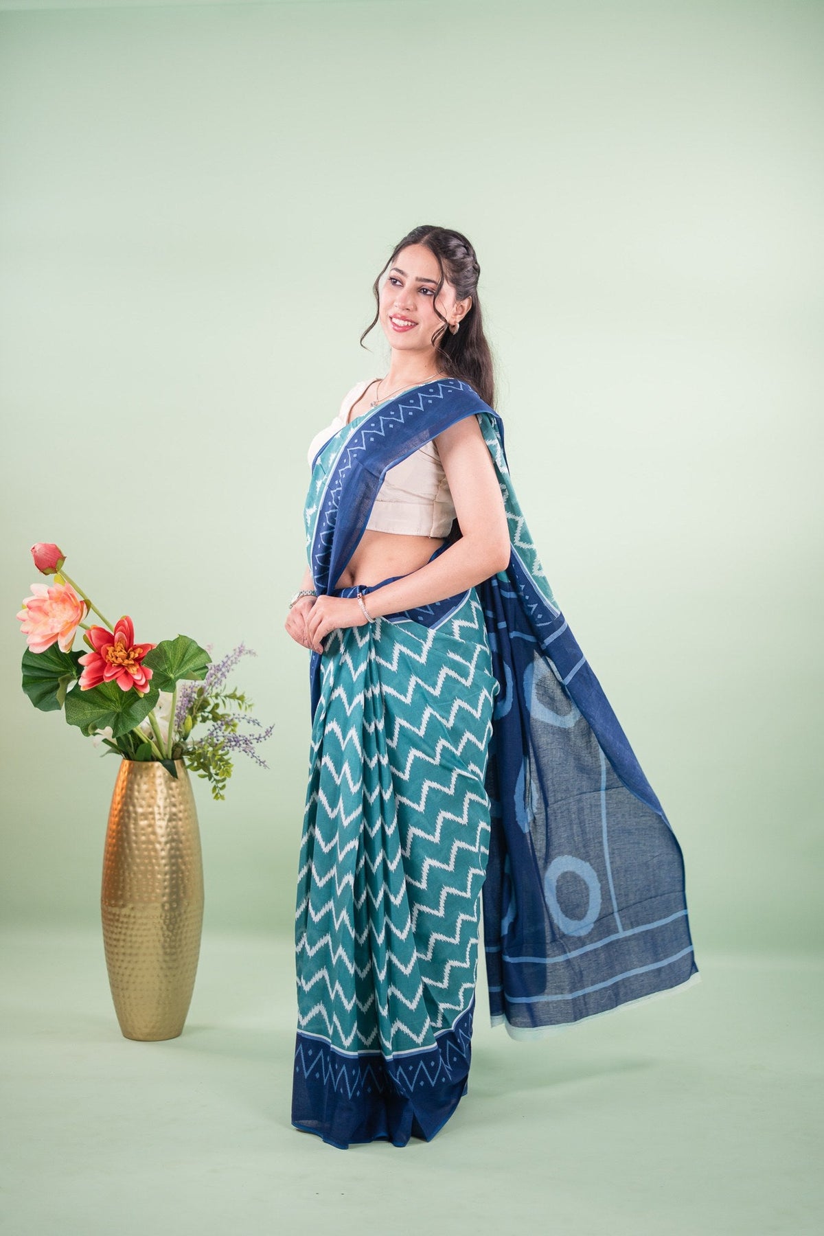 Teal Green Chevron Ikat Mul Mul Cotton Saree
