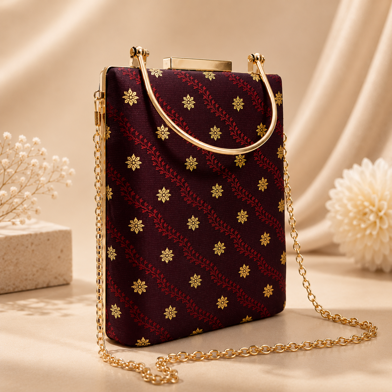 🎁 Silk Clutch Bag