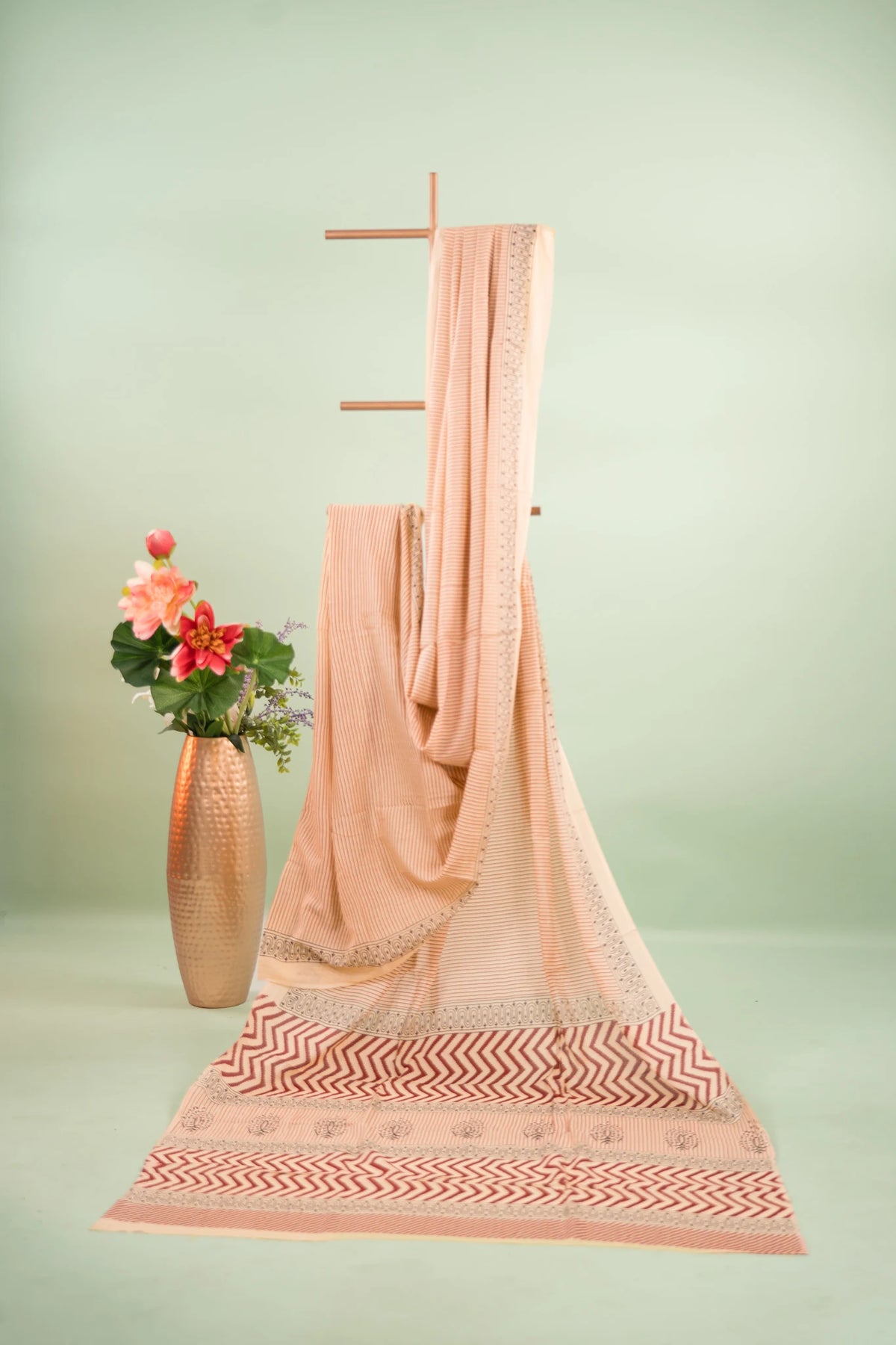 Beige Pinstripe Paisley Mul Mul Cotton Saree