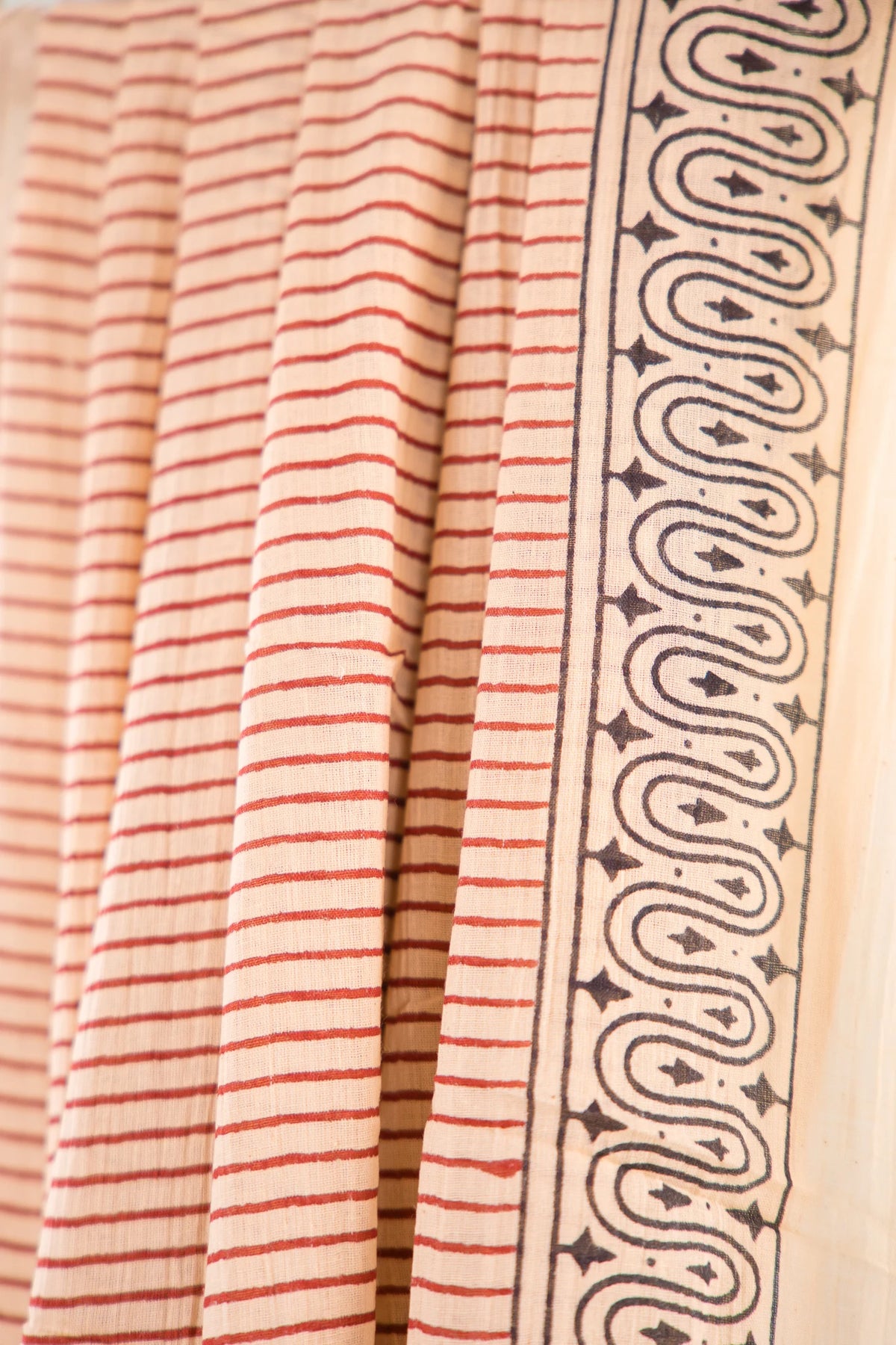 Beige Pinstripe Paisley Mul Mul Cotton Saree