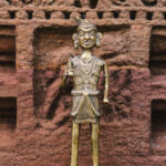 Dhokra Tribal showpiece - Atulyakarigari