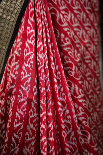 Crimson Black Pasapalli Khandua Silk Saree