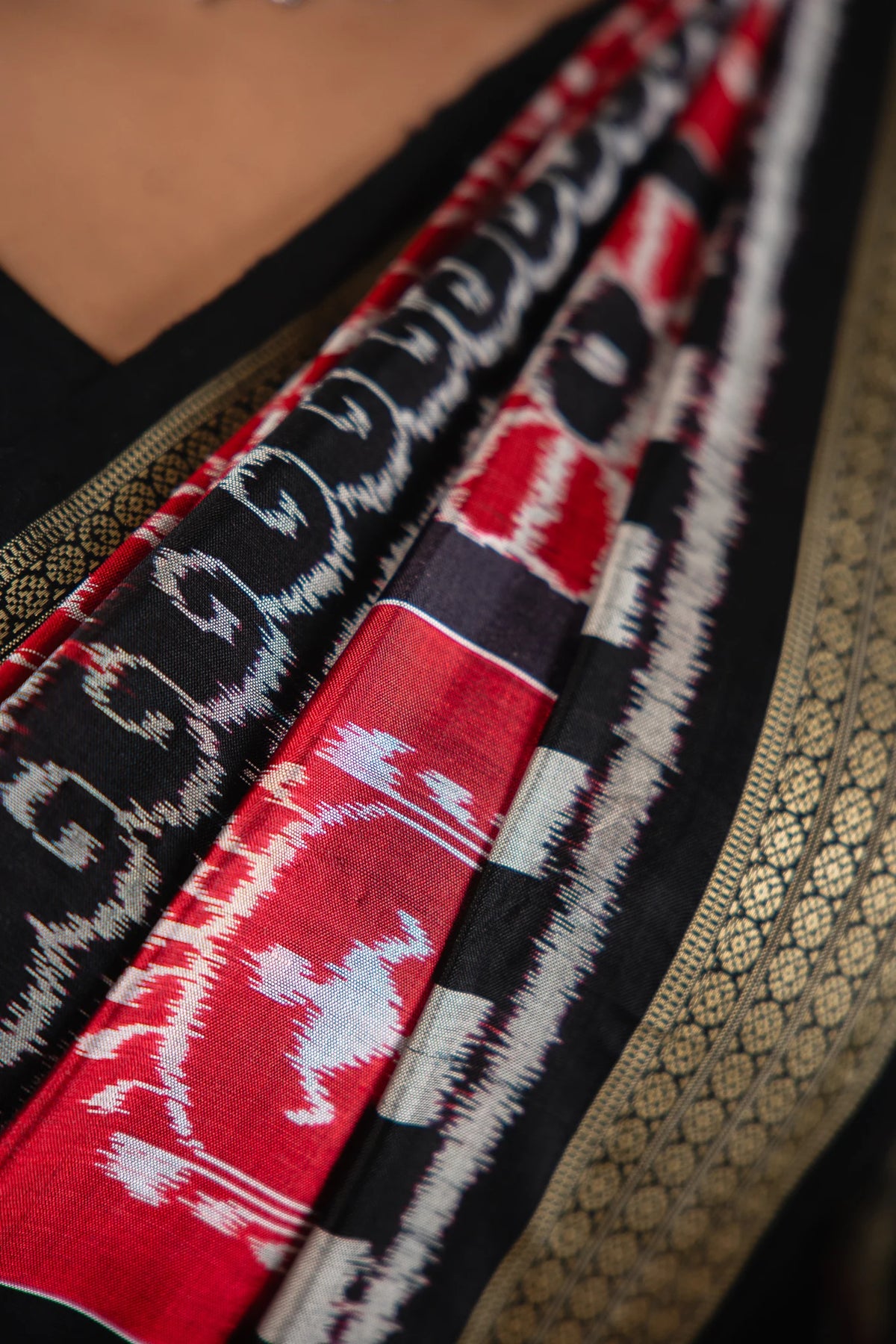 Crimson Black Pasapalli Khandua Silk Saree