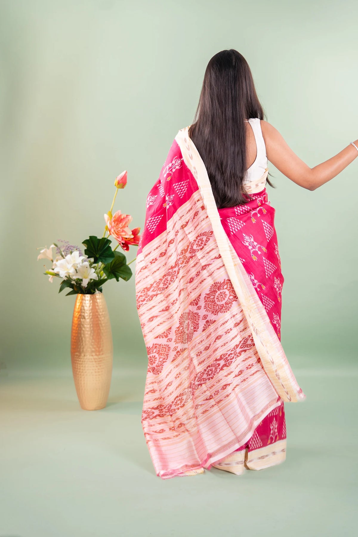 Magenta Off-White Floral Tree Khandua Silk Saree