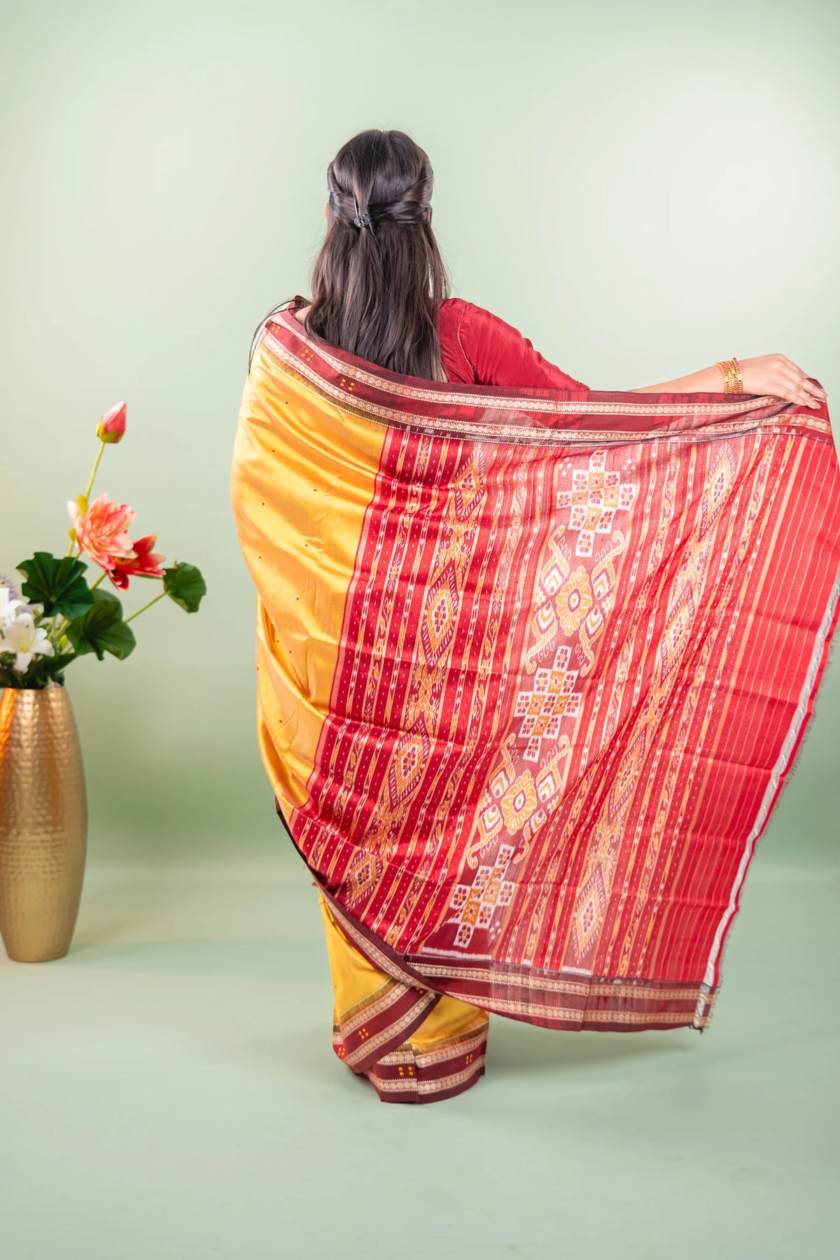Mustard Maroon Booti Khandua Silk Saree