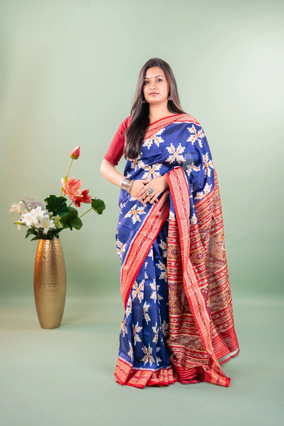Mustard Magenta Lotus Ikat Khandua Silk Saree