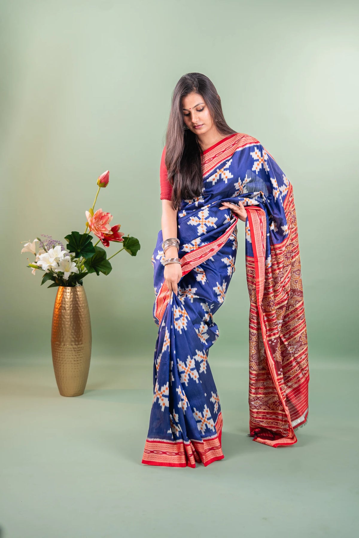 Mustard Magenta Lotus Ikat Khandua Silk Saree