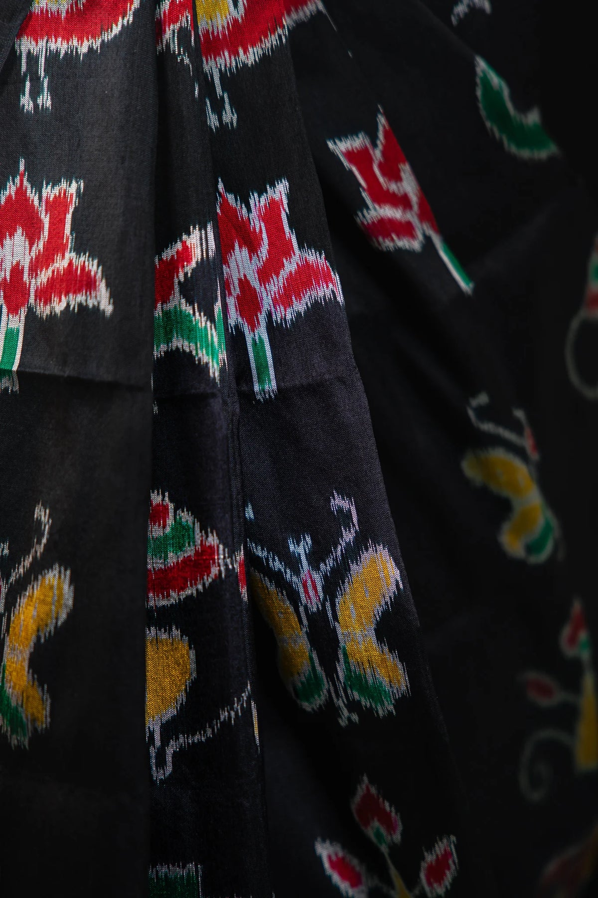 Black Red Traditional Motif Khandua Silk Saree
