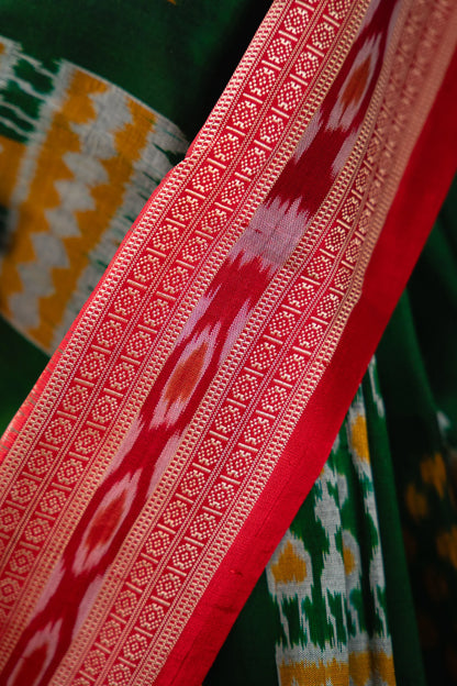 Kelly Green Chandelier Motif Khandua Silk Saree