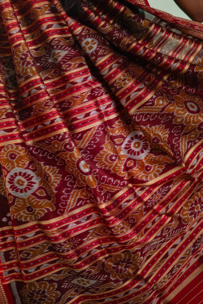 Emerald Green Conch Motif Khandua Silk Saree