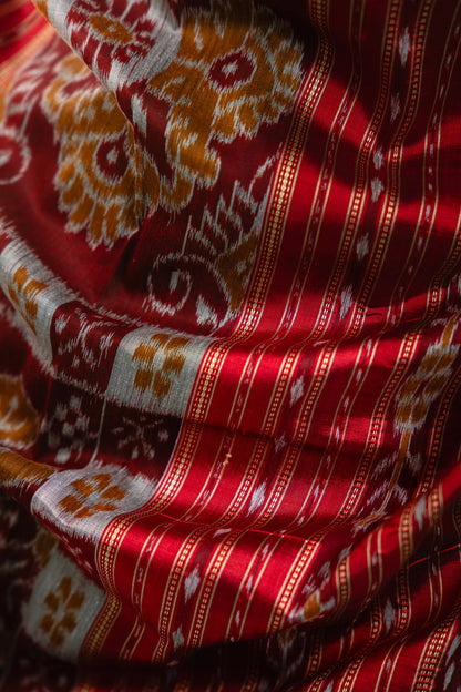Parrot Green Red Temple Border Khandua Silk Saree