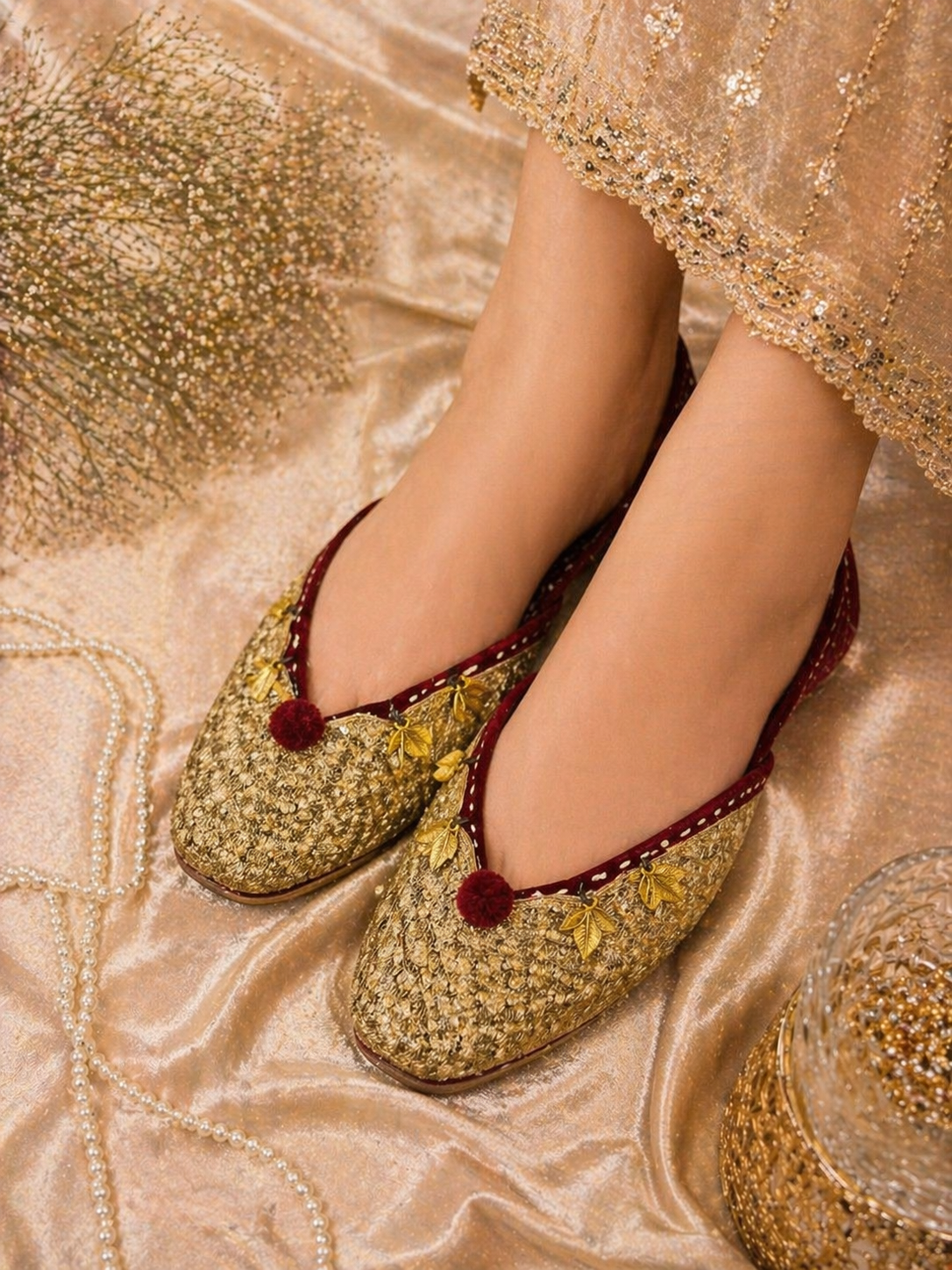 Gold Zari Leaf Embroidery Juttis