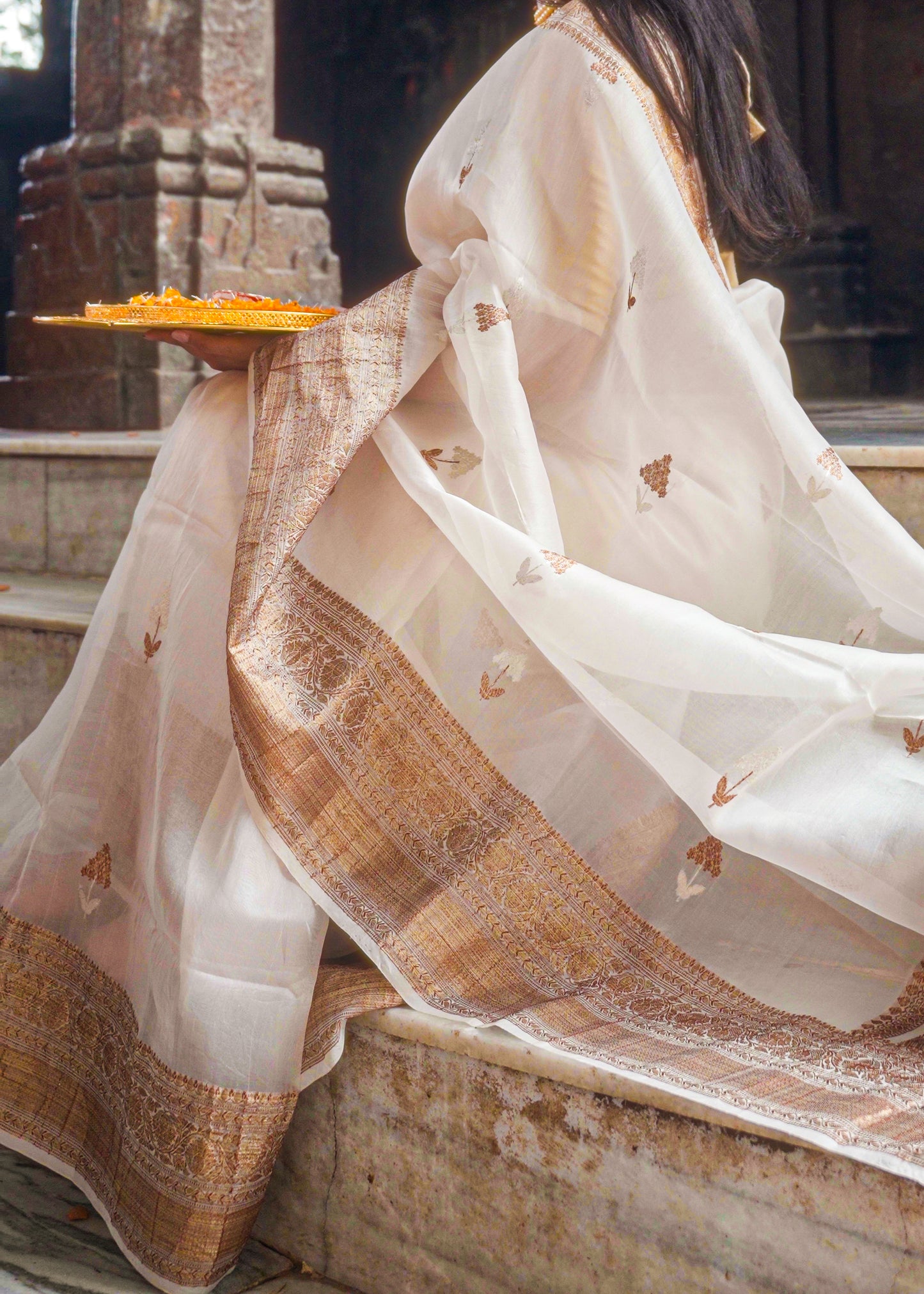 Off-white Banarsi Pure Kora Silk With Small grapes motif with heavy border