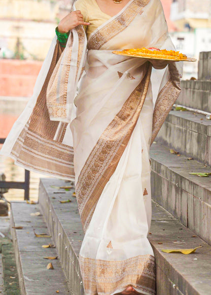 Off-white Banarsi Pure Kora Silk With Small grapes motif with heavy border