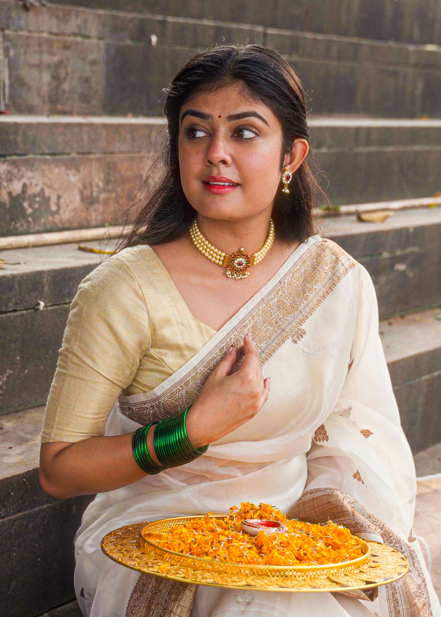 Off-white Banarsi Pure Kora Silk With Small grapes motif with heavy border