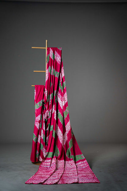 Bagru Handloom Mul Mul Cotton Saree – Pink & Grey Block Print