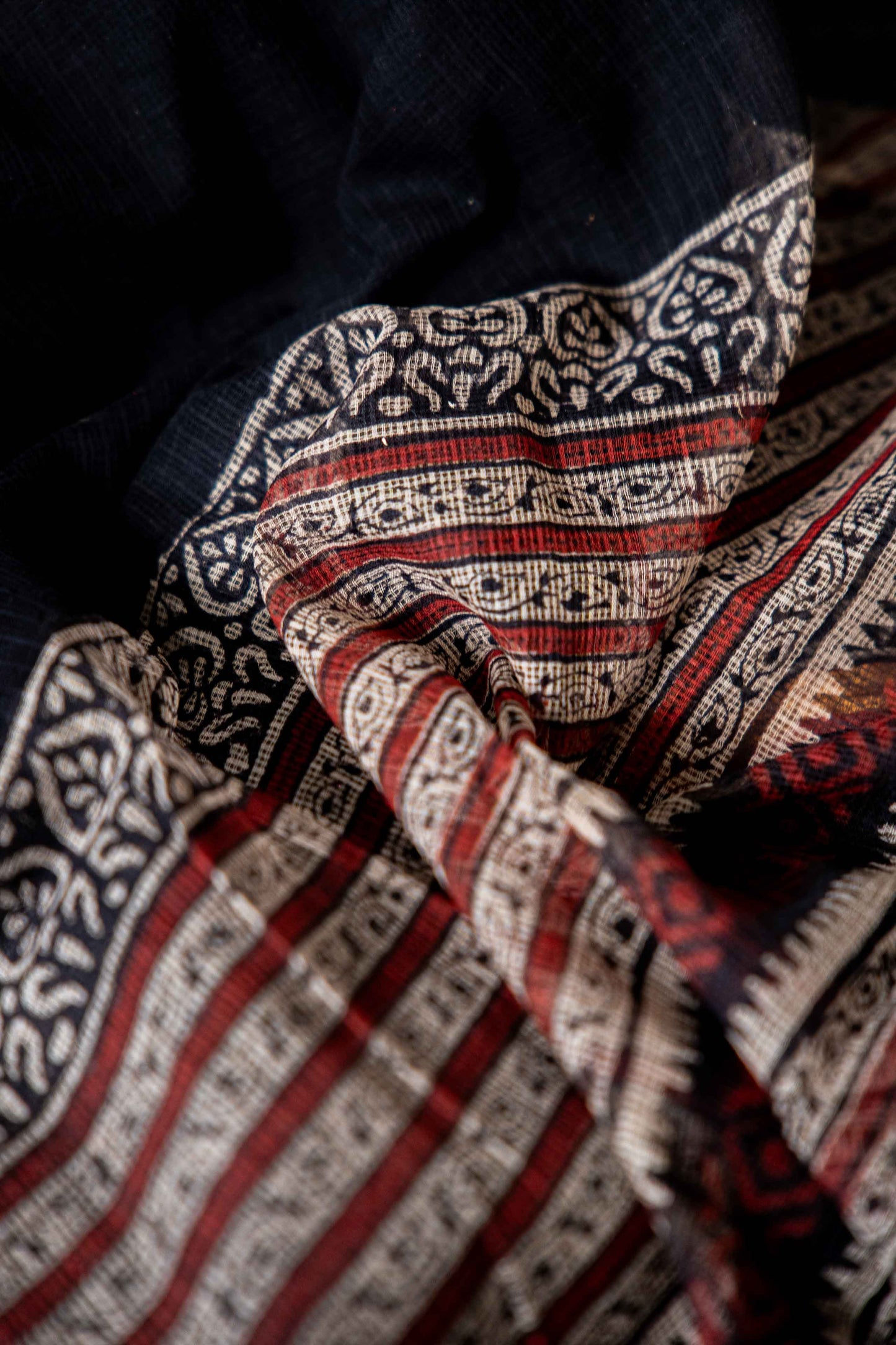 Bagru Kota Doria Handloom Saree – Black Block Print, Pure Cotton with Blouse