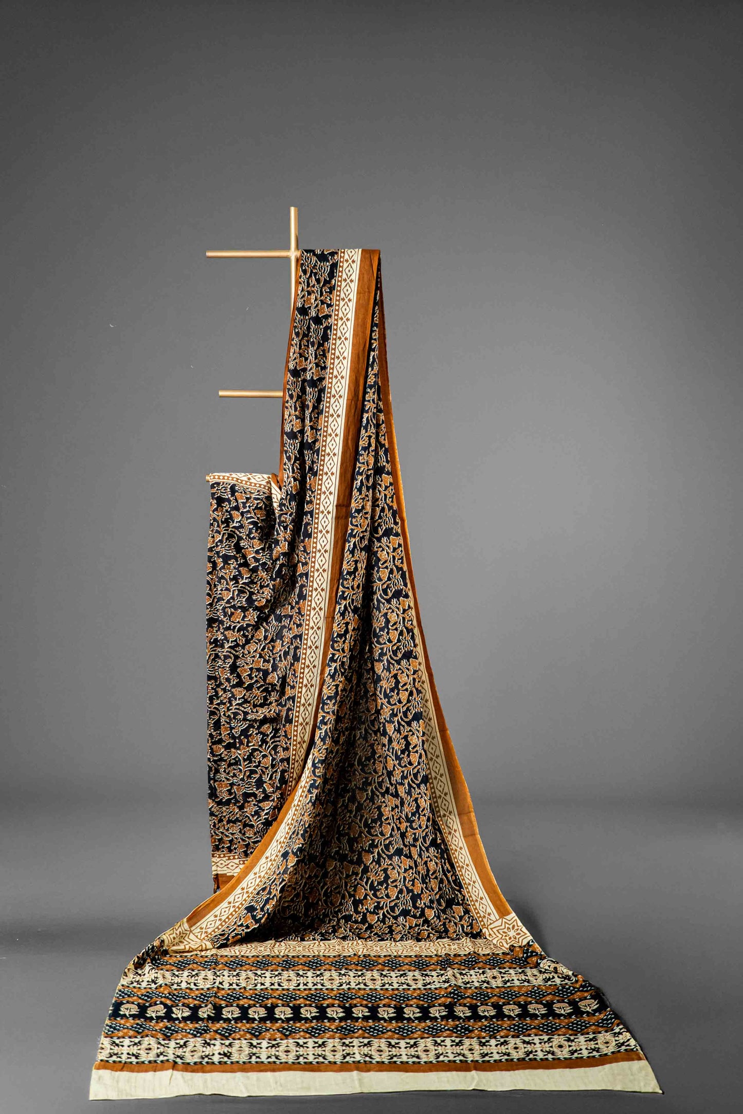 Bagru Handloom Mul Mul Cotton Saree – Brown Block Print