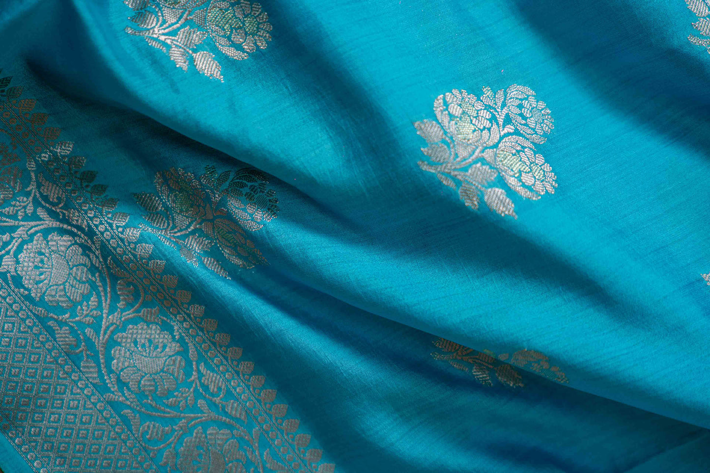 Light Feroza Banarsi Cotton Silk Saree – Big Rose Motif with Border