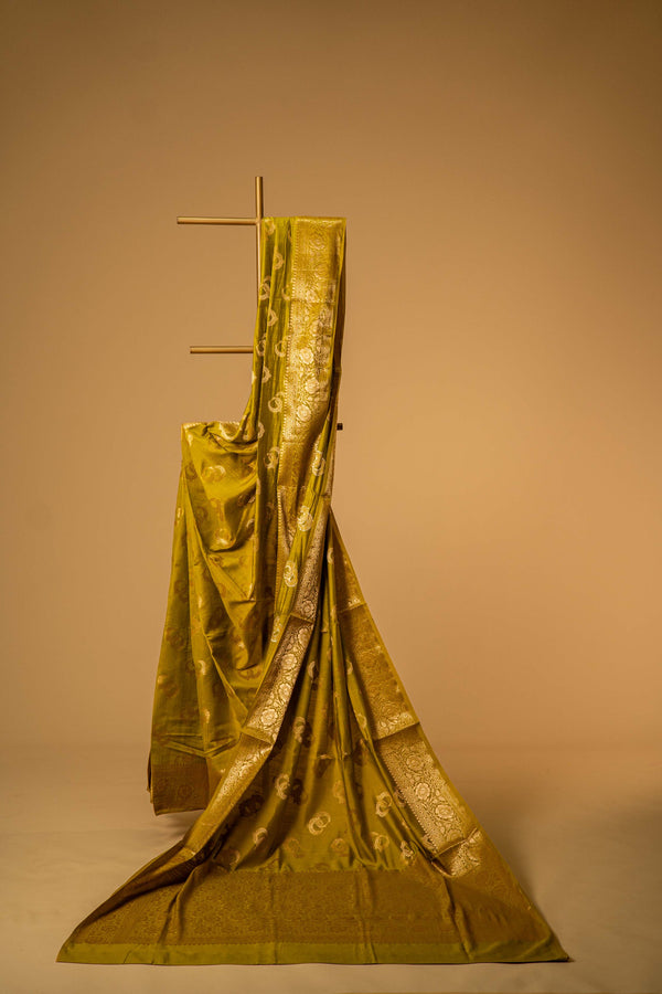 Mehandi Green banarasi Cotton Silk Saree – Ambi Motif with Border