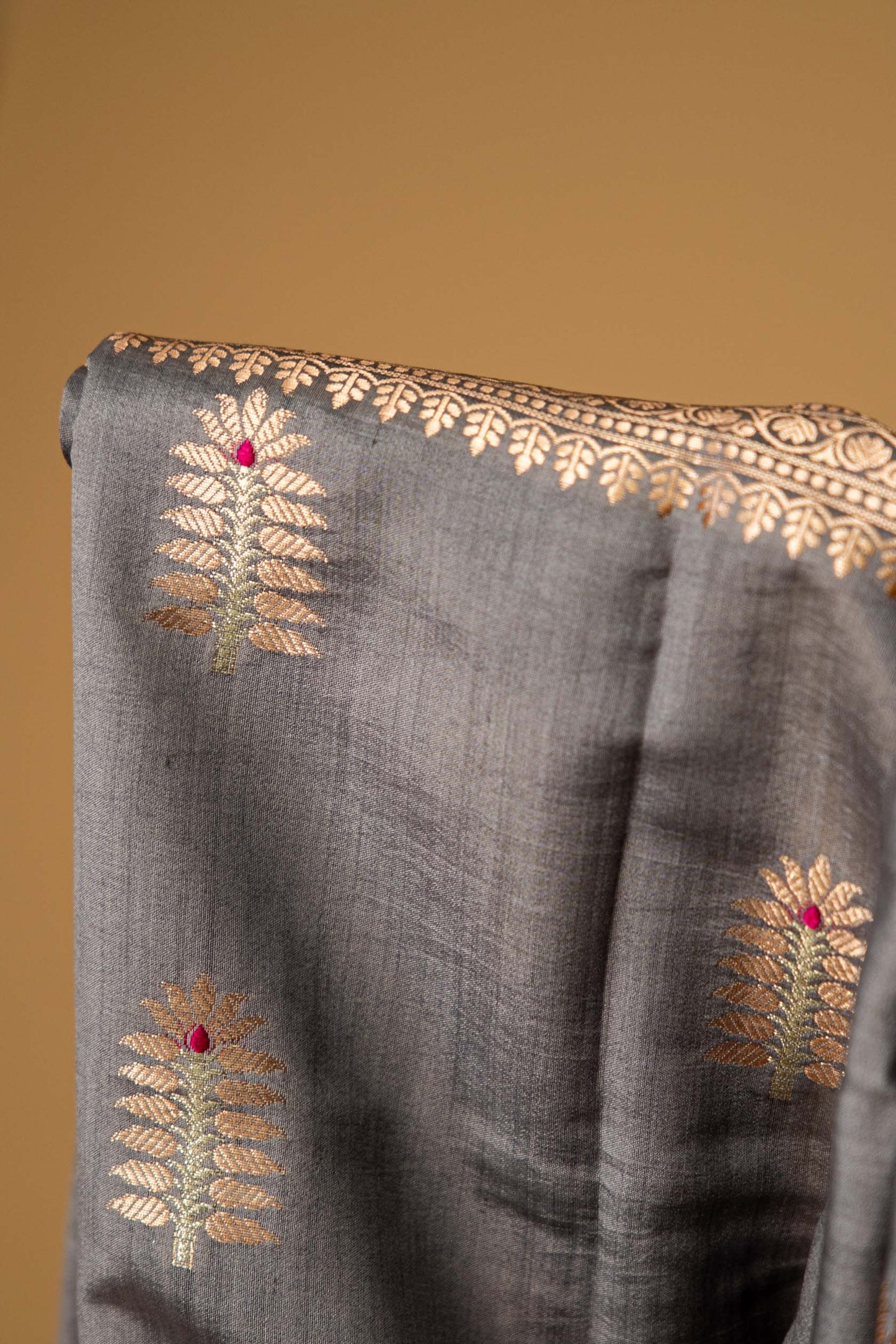 Grey Banarsi Cotton Silk Saree – Cactus Motif with Resham Work