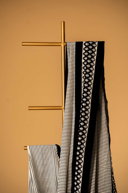 Bagru Handloom Mul Mul Cotton Saree – Black & White Block Print - Atulyakarigari