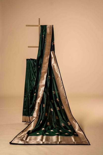 Pure Katan banarsi with traditional border