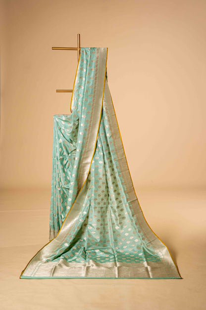 Pure Katan Banarsi With Traditional Motif