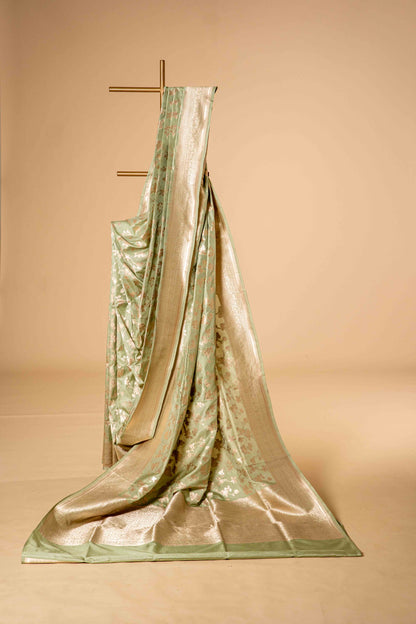 Pure Katan Banarsi Silk with floral bel work