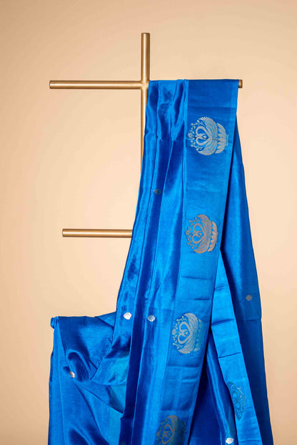 Pure katan Banarasi Saree With Zari Work - Atulyakarigari