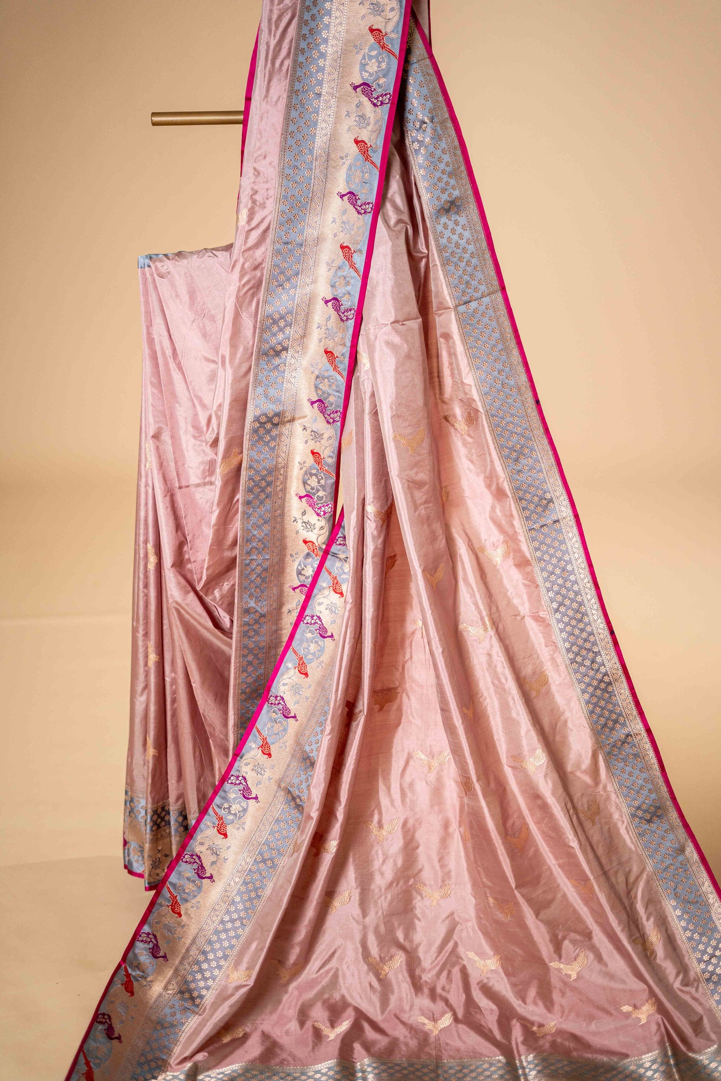 Pure Katan banarsi with traditional border