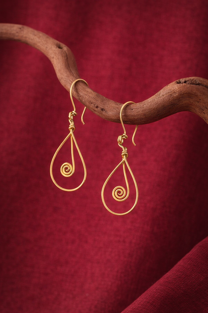Brass earring for womens