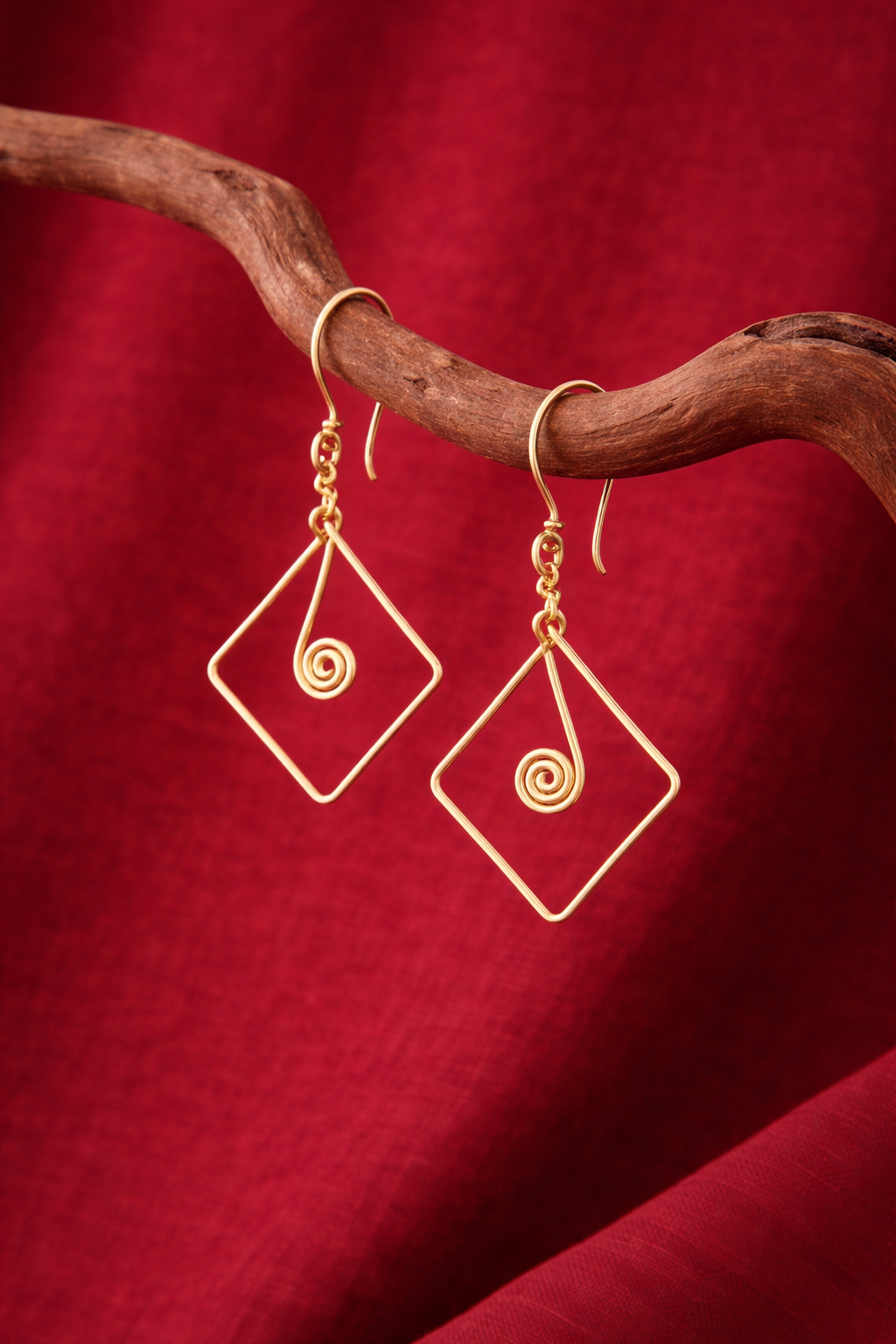 Brass earring for womens