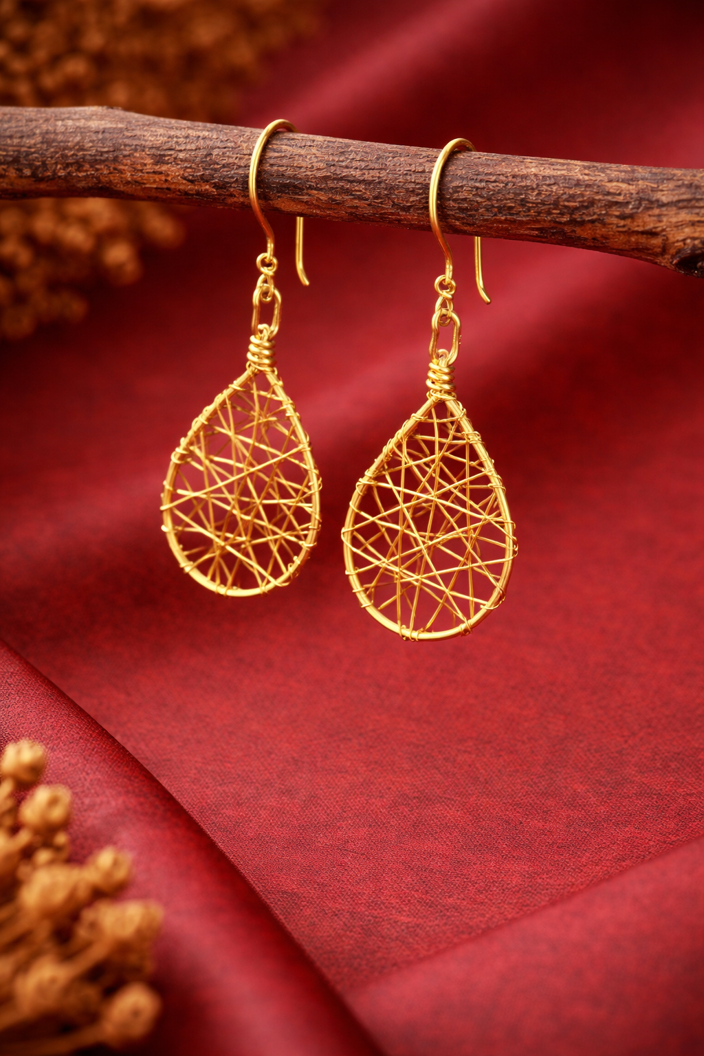 Brass earring for womens