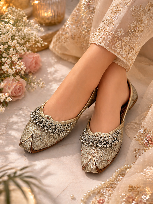 Maroon Gold Zari Floral Juttis