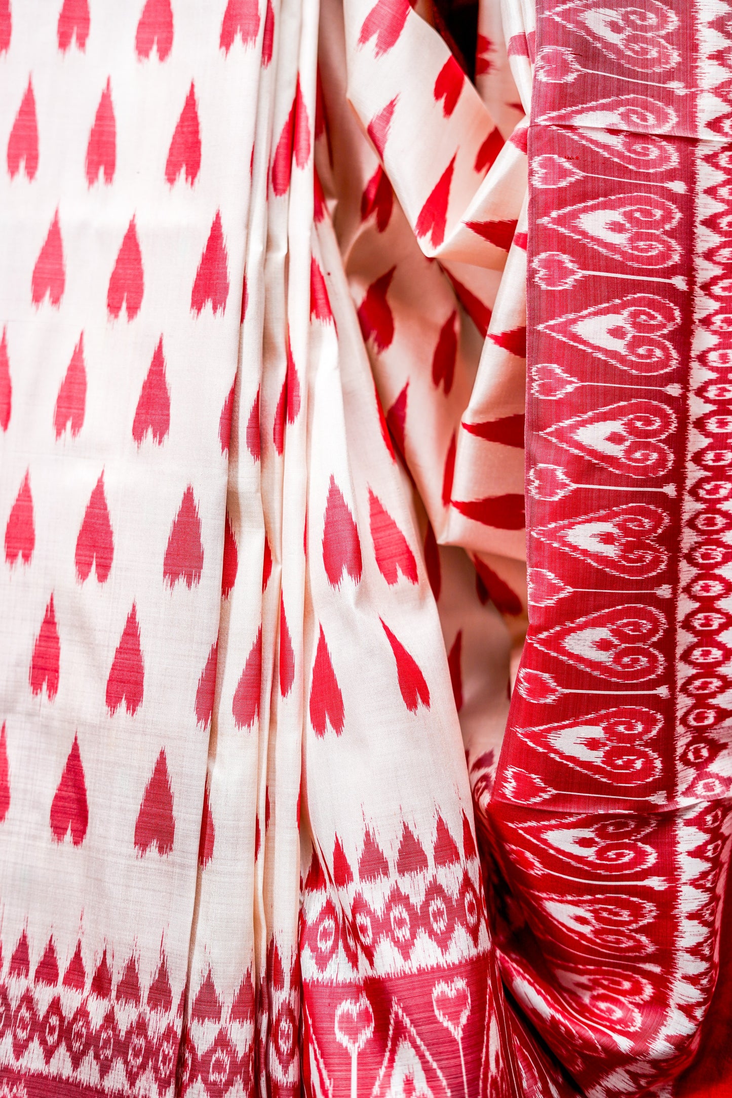 Khandua Silk (Ivory White & Red)