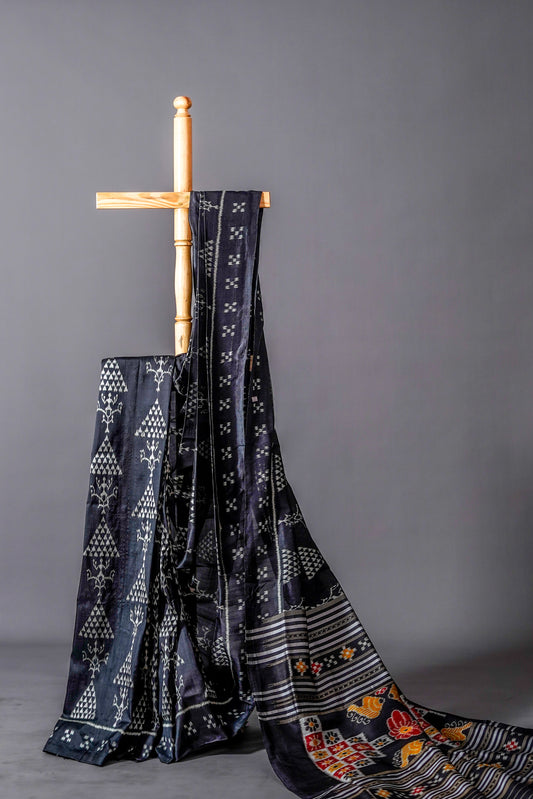 Khandua Silk (Black with White)